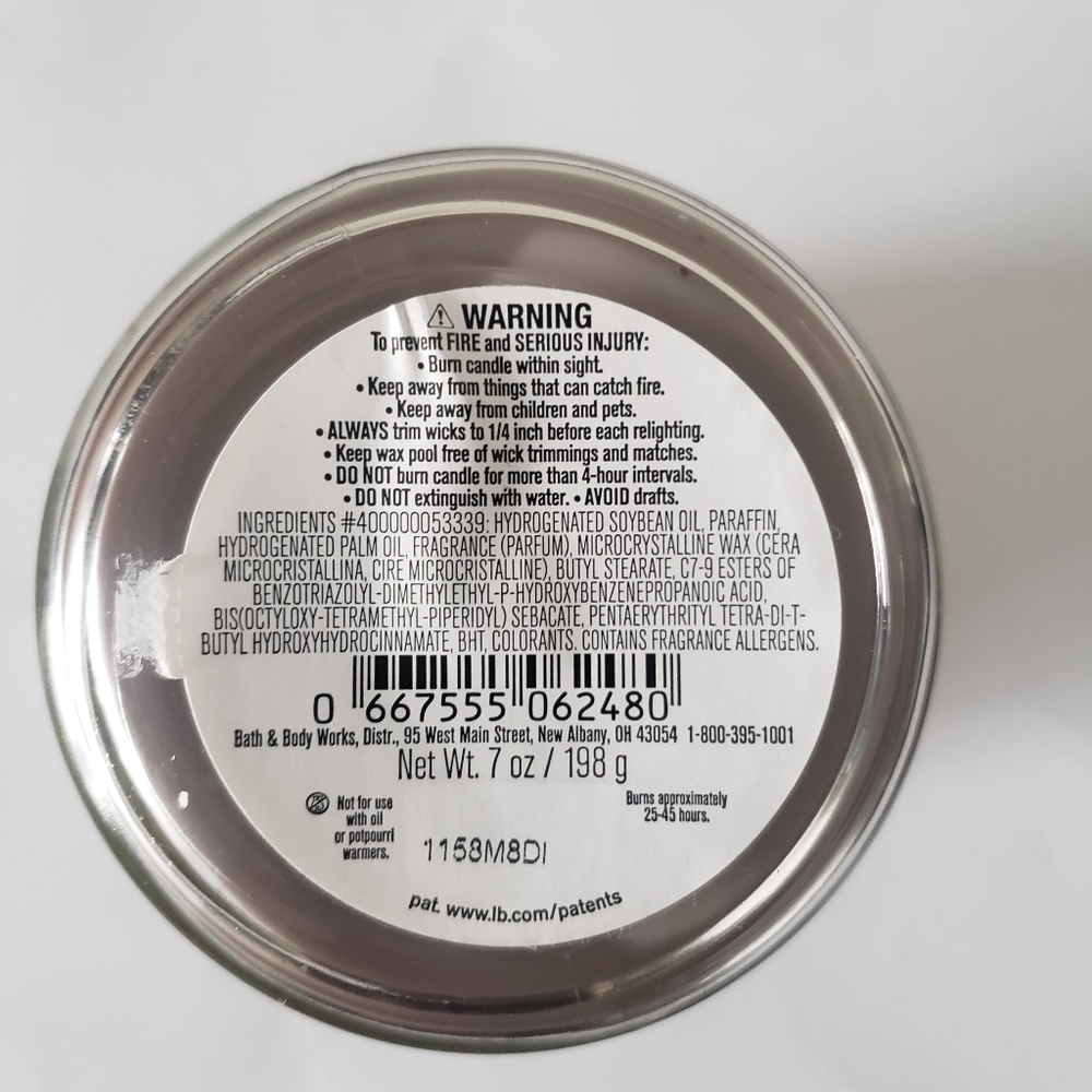 Bath and Body Works Candle Pumpkin Bonfire - Picture 3 of 4